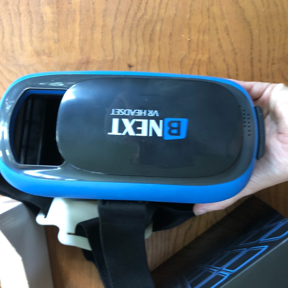 BNext VR head Set - Picture 7 of 9
